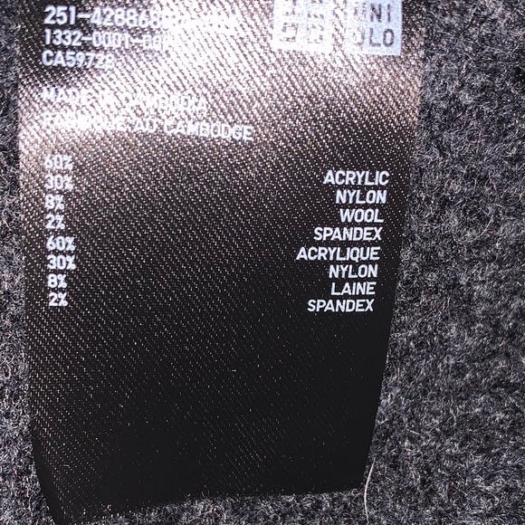 UNIQLO Women's hooded long sweater - Picture 6 of 6